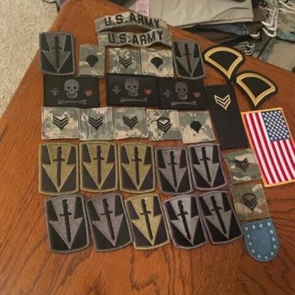 76th Infantry Brigade, Rank, American Flag U.S. Army Patches Lot of 32